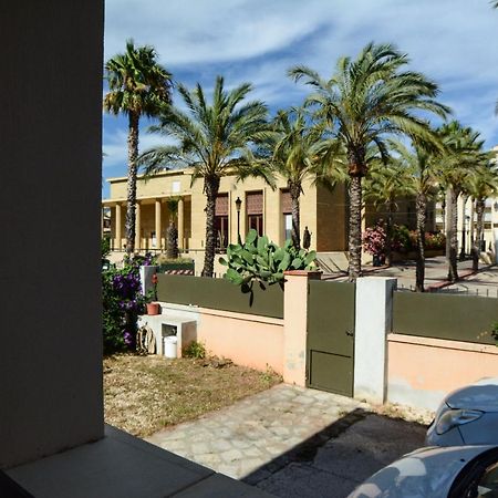 Le Galli En Plein Coeur De Sanary Exteriör bild